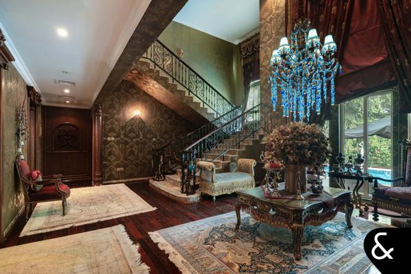 Garden Hall | Large Plot | Vacant